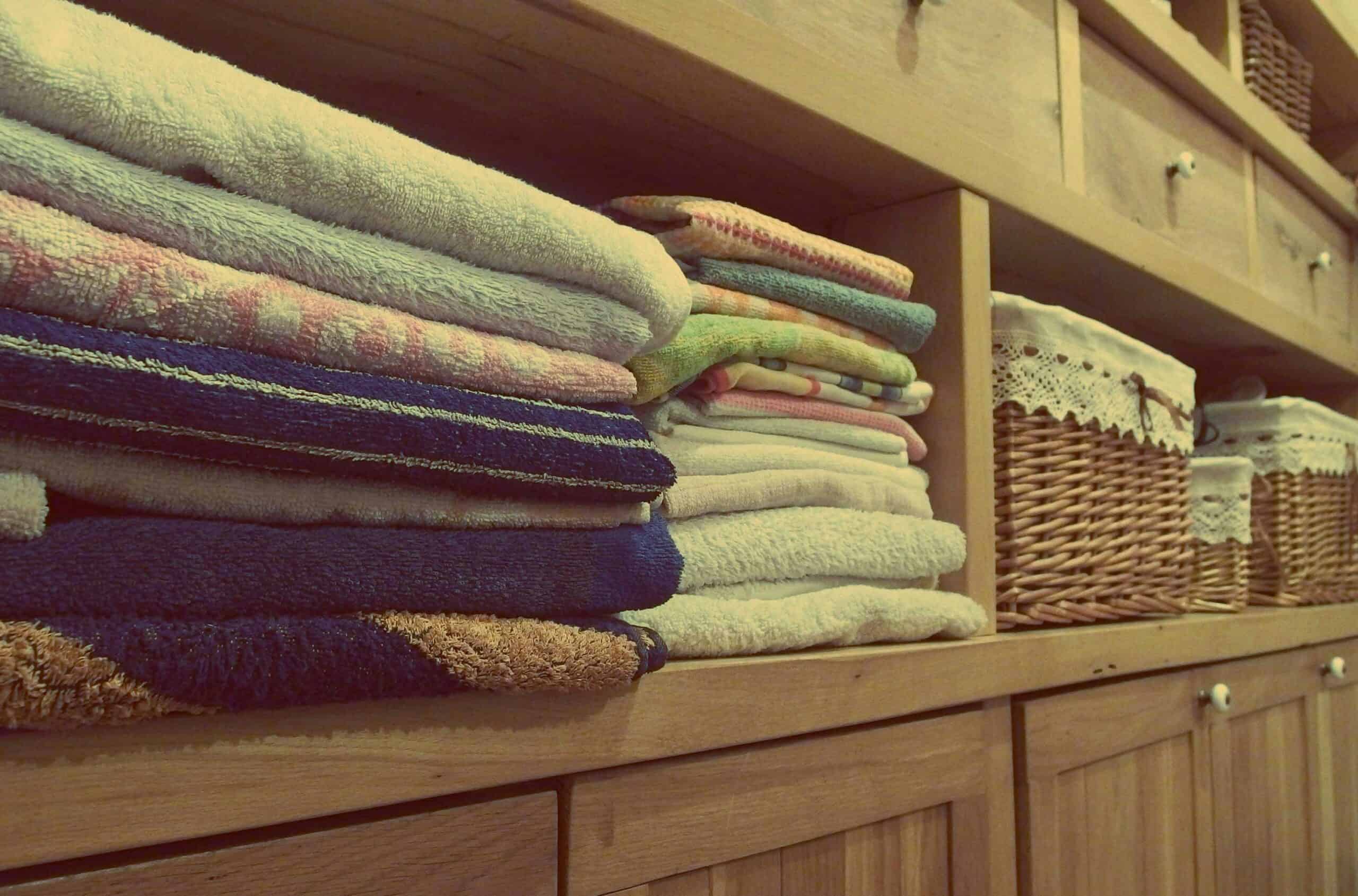 Fresh folded towels after Airbnb cleaning by MaiditUp, serving Queen Creek, Mesa, Chandler, Gilbert, Scottsdale, and Tempe